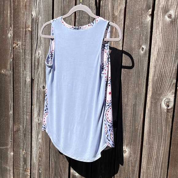 Loft sleeveless top size small - Picture 11 of 15